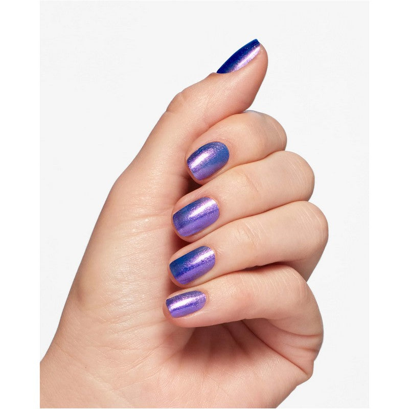 OPI Gel #GCHPQ11 - Shaking My Sugarplums