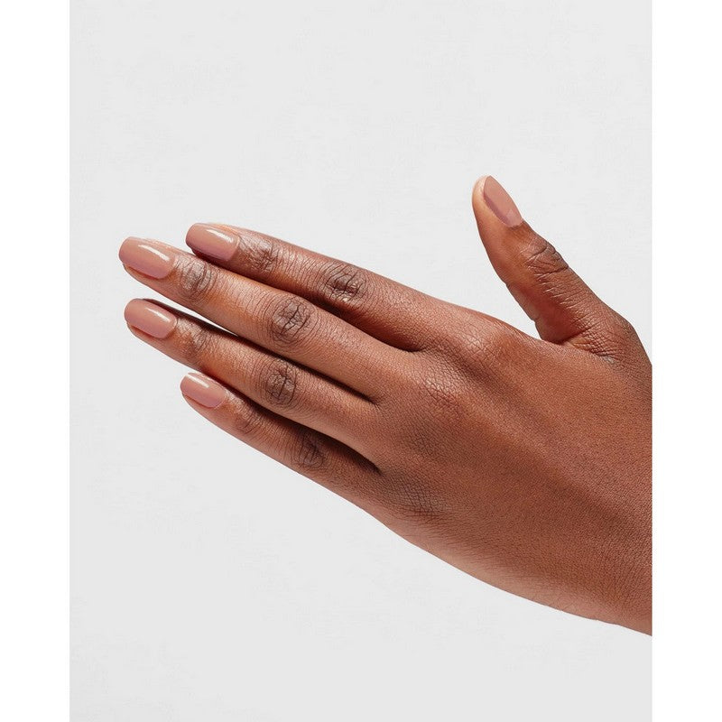 OPI Infinite Shine #E41 - Barefoot in Barcelona