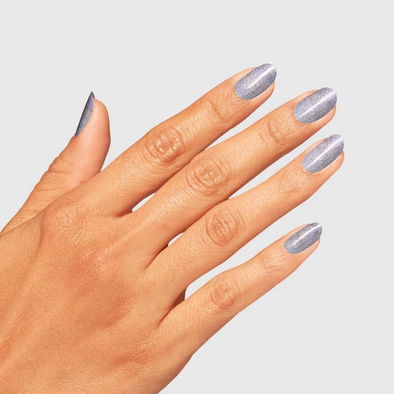 OPI Lac #S048 - Case of Glamnesia